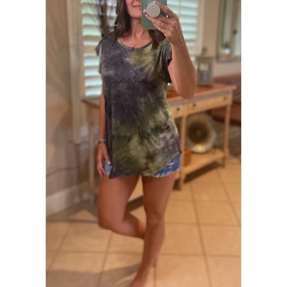 Tie Dye Flutter Ruffle Short Sleeve Green 3020 - Picture 7 of 10